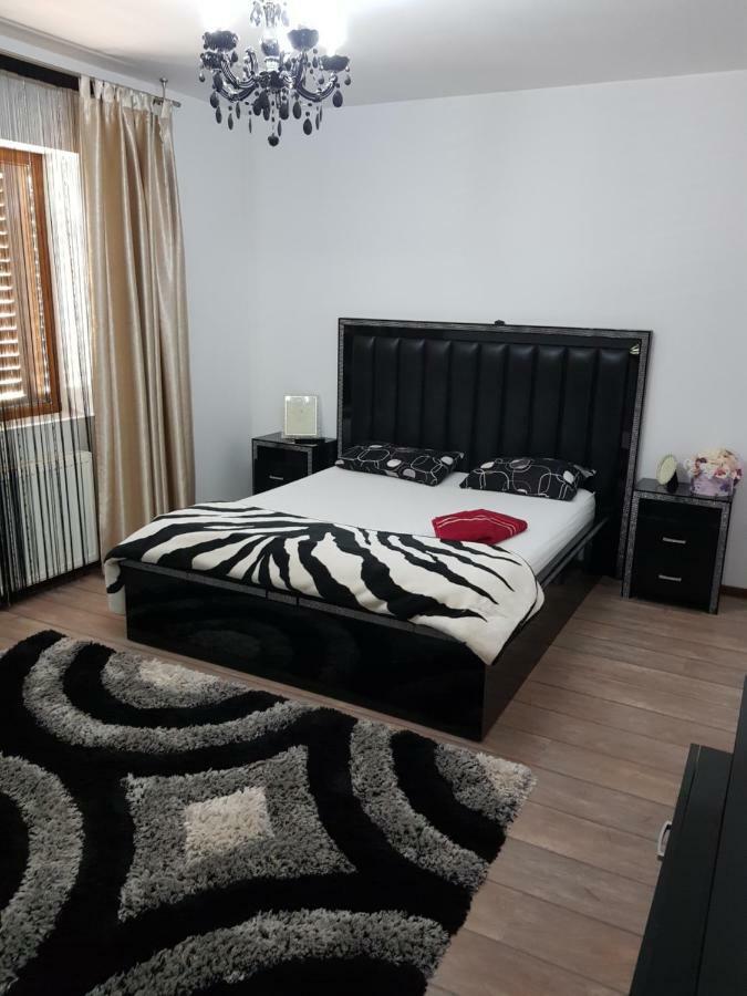 Casa Piri Hotel Anina Luaran gambar