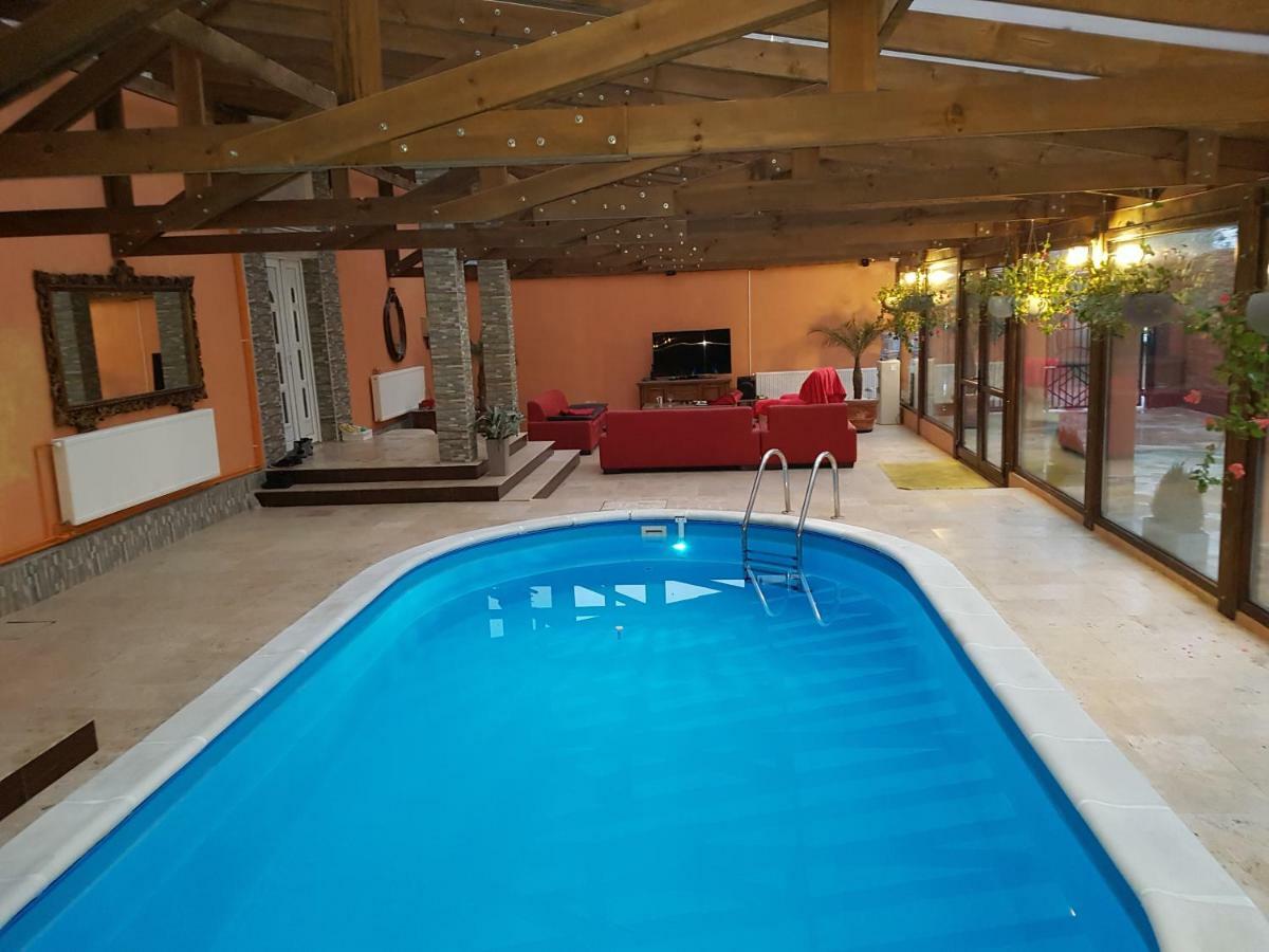 Casa Piri Hotel Anina Luaran gambar